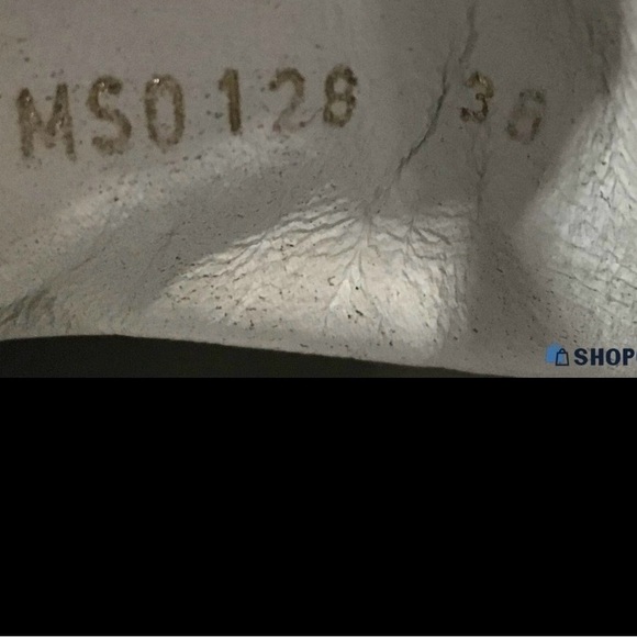 Authentic Louis Vuitton trainers sz EU36 - Picture 7 of 7